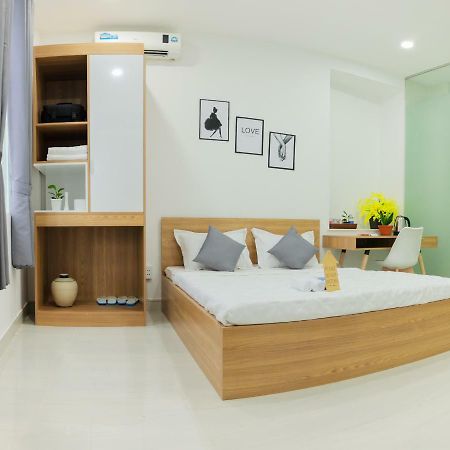 Hello SaiGon Homestay Thành Pho Ho Chí Minh Esterno foto
