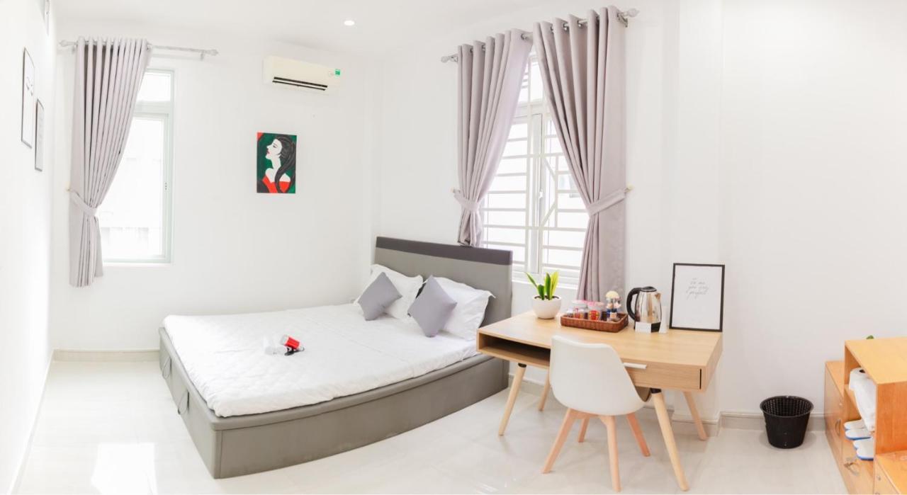 Hello SaiGon Homestay Thành Pho Ho Chí Minh Esterno foto