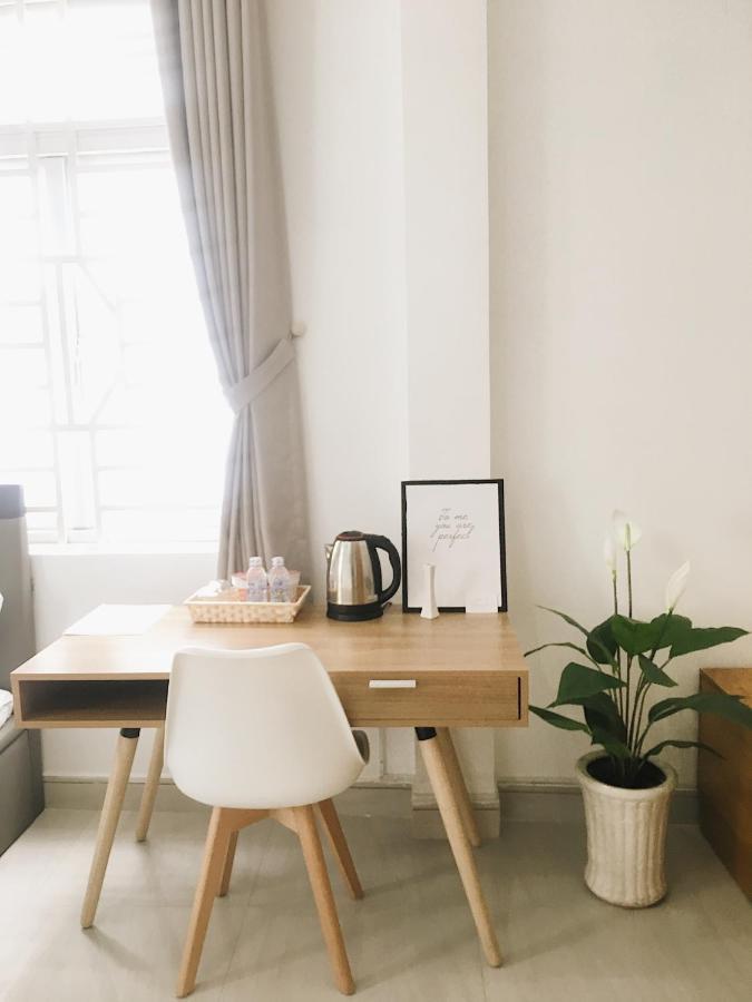Hello SaiGon Homestay Thành Pho Ho Chí Minh Esterno foto