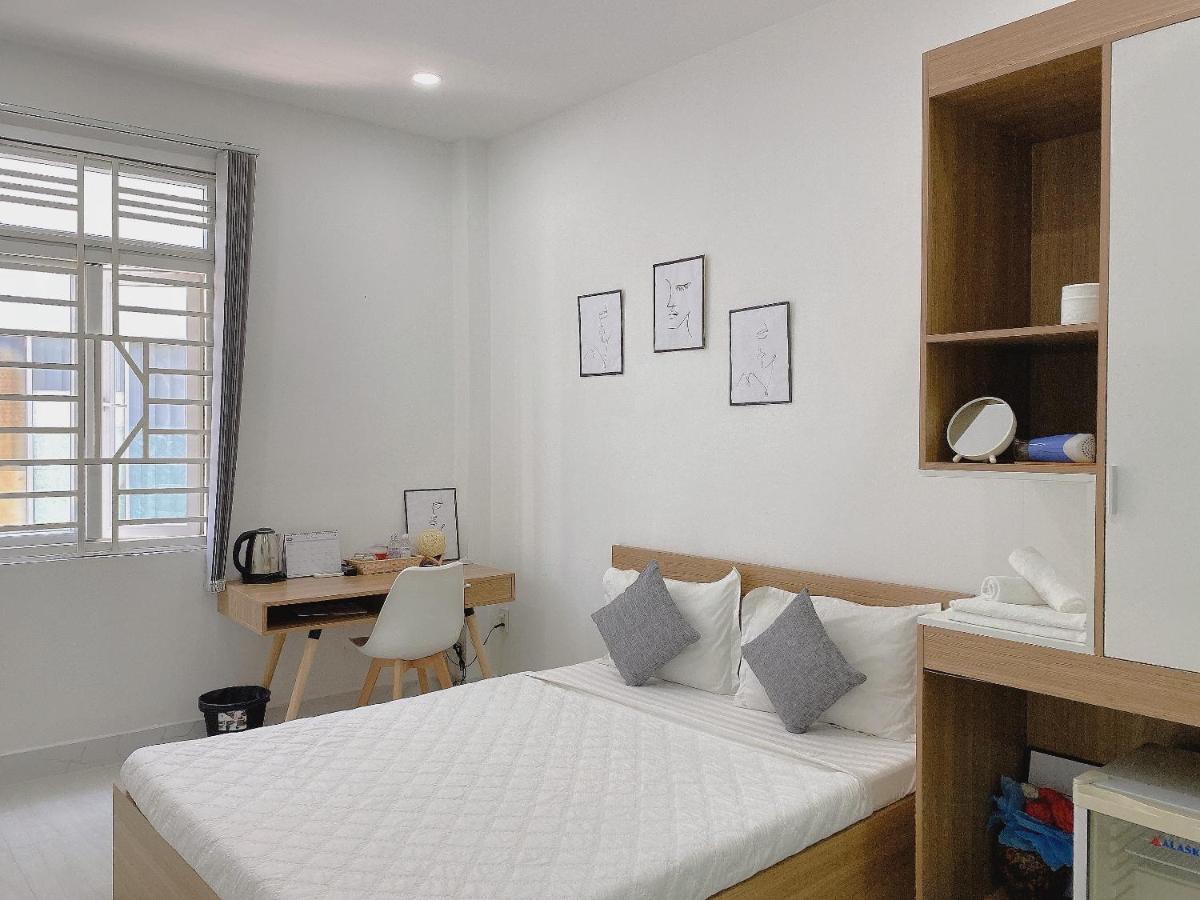 Hello SaiGon Homestay Thành Pho Ho Chí Minh Esterno foto