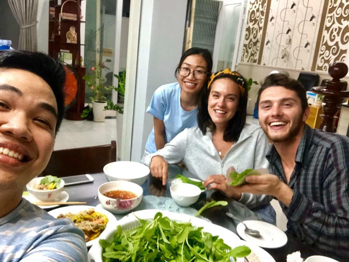 Hello SaiGon Homestay Thành Pho Ho Chí Minh Esterno foto